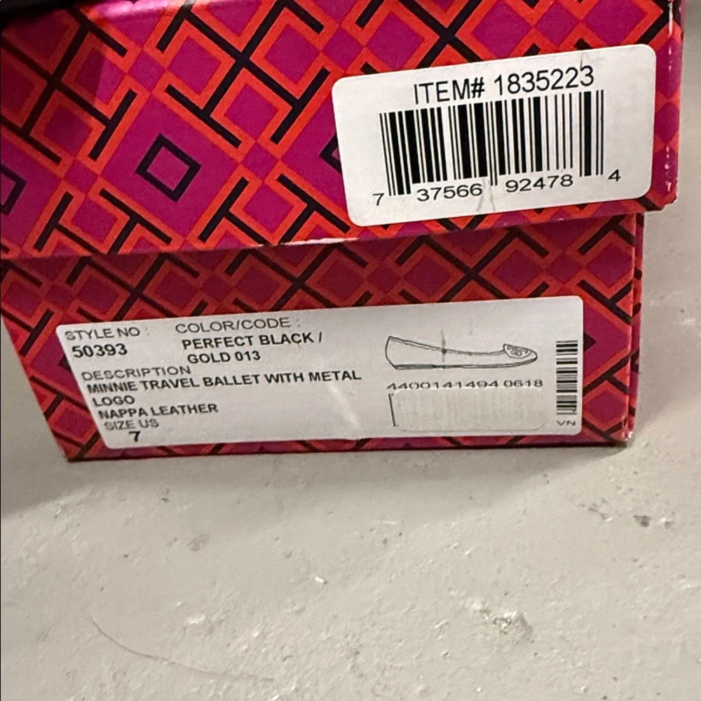Tory Burch Black Flats with Gold Emblem - Picture 5 of 8